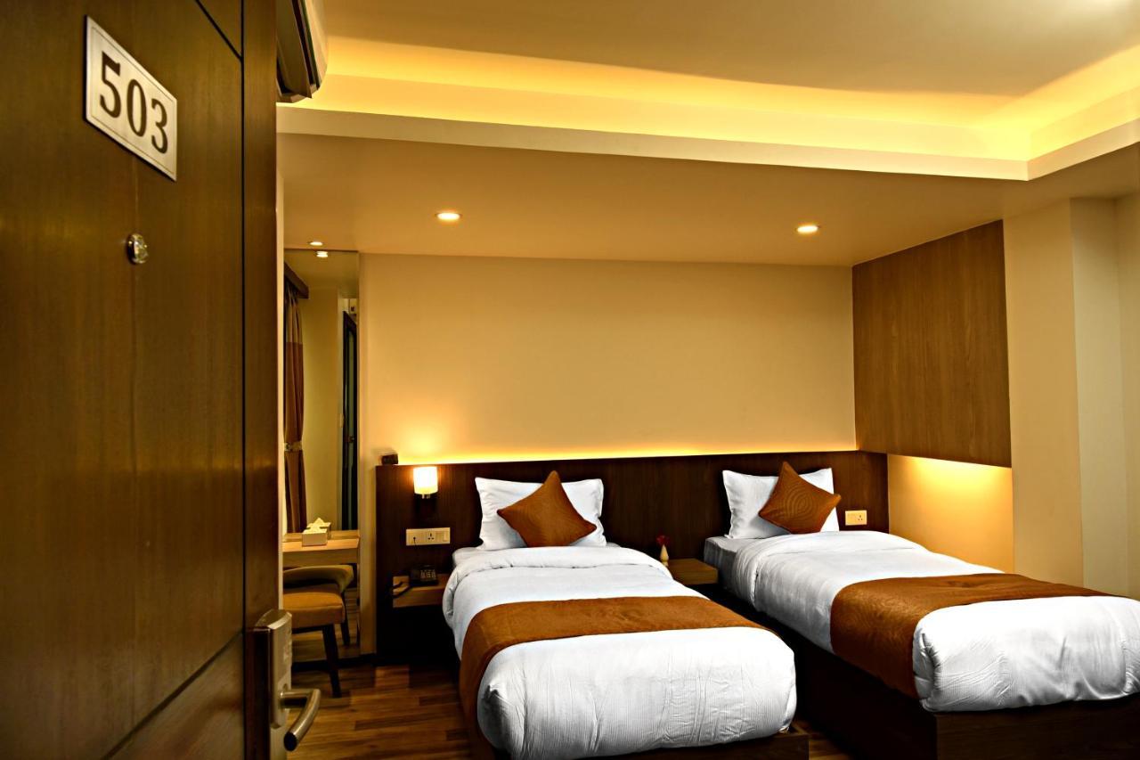 The Milestone Hotel Kathmandu Bagian luar foto