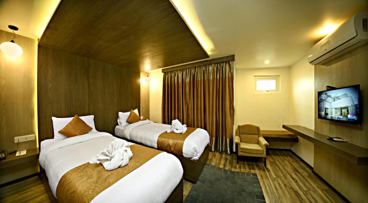 The Milestone Hotel Kathmandu Bagian luar foto