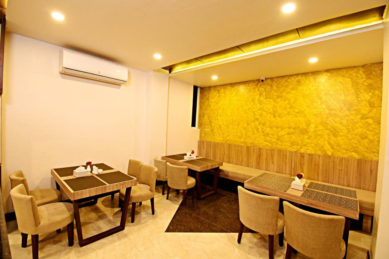 The Milestone Hotel Kathmandu Bagian luar foto